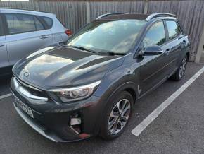 KIA STONIC 2019 (19) at Fine Cars Gosport