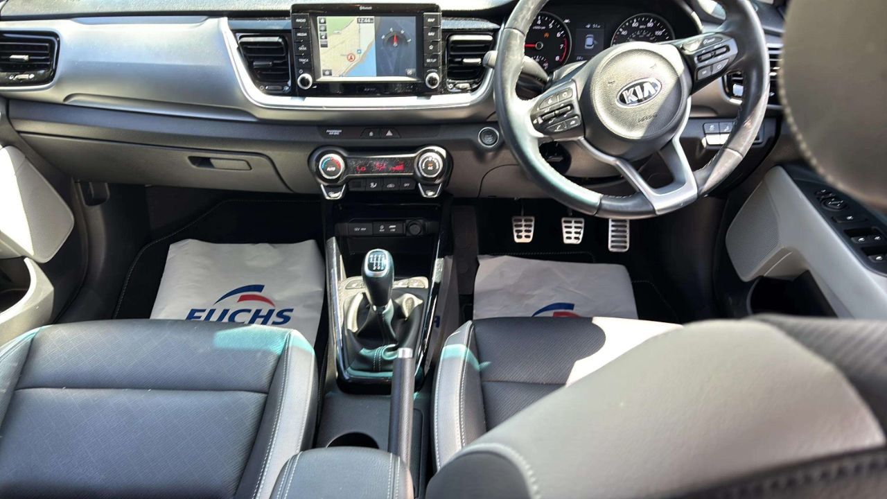 KIA STONIC 1.0T GDI 4 5DR 2020 20 KIA STONIC 1.0T GDI 4 5DR...